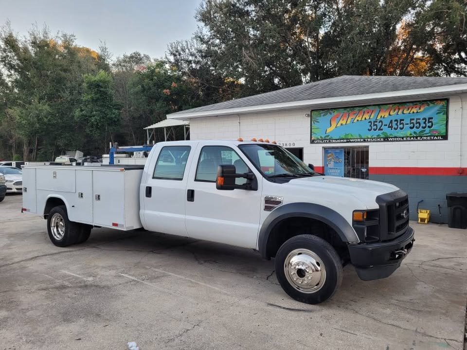 2008 Ford F-550's photo