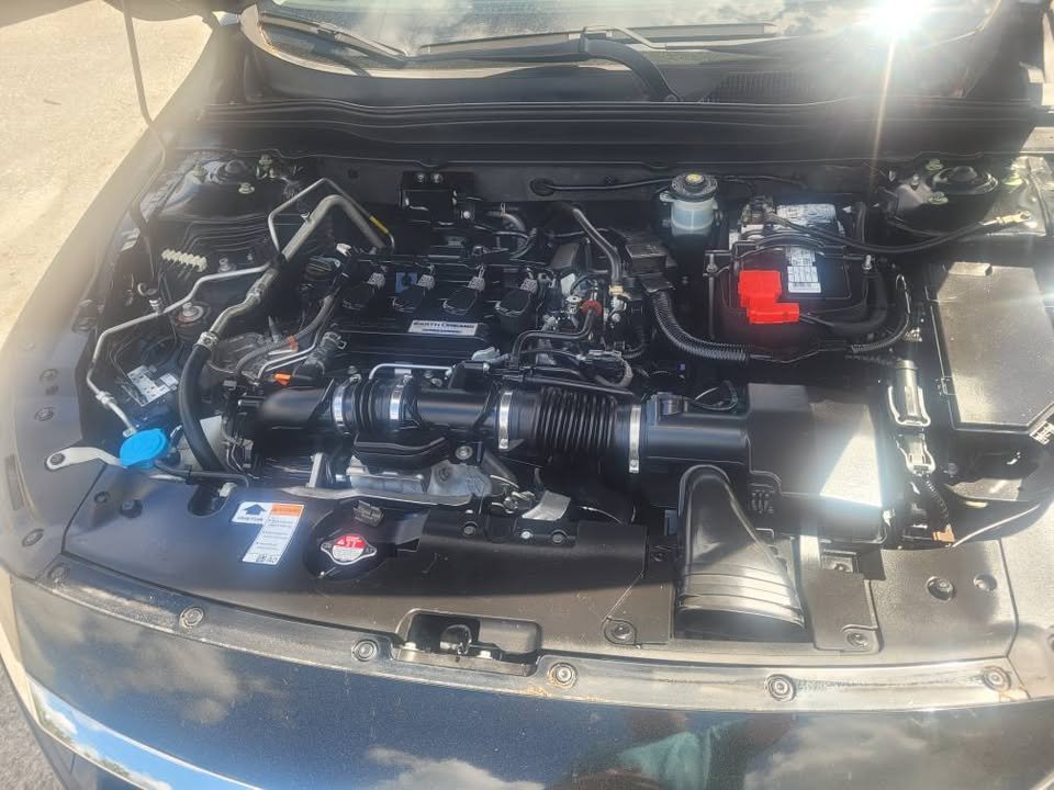 2018 Honda Accord Touring - Photo 10