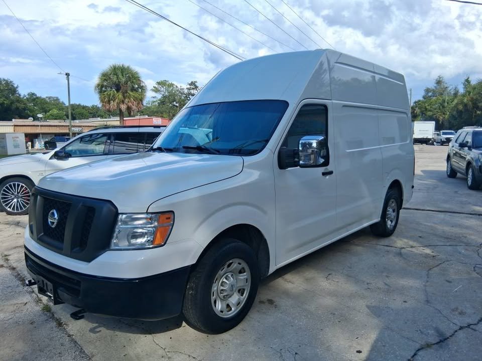 2020 Nissan NV Cargo SV